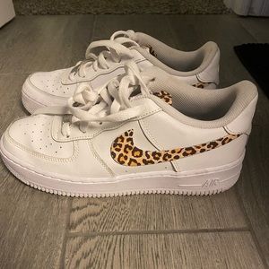 Youth 6.5= Women’s 8 custom Air Force